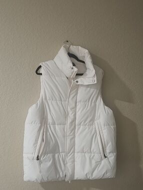 all in motion White Quilted Puffer Vest with High Collar And Longer Length